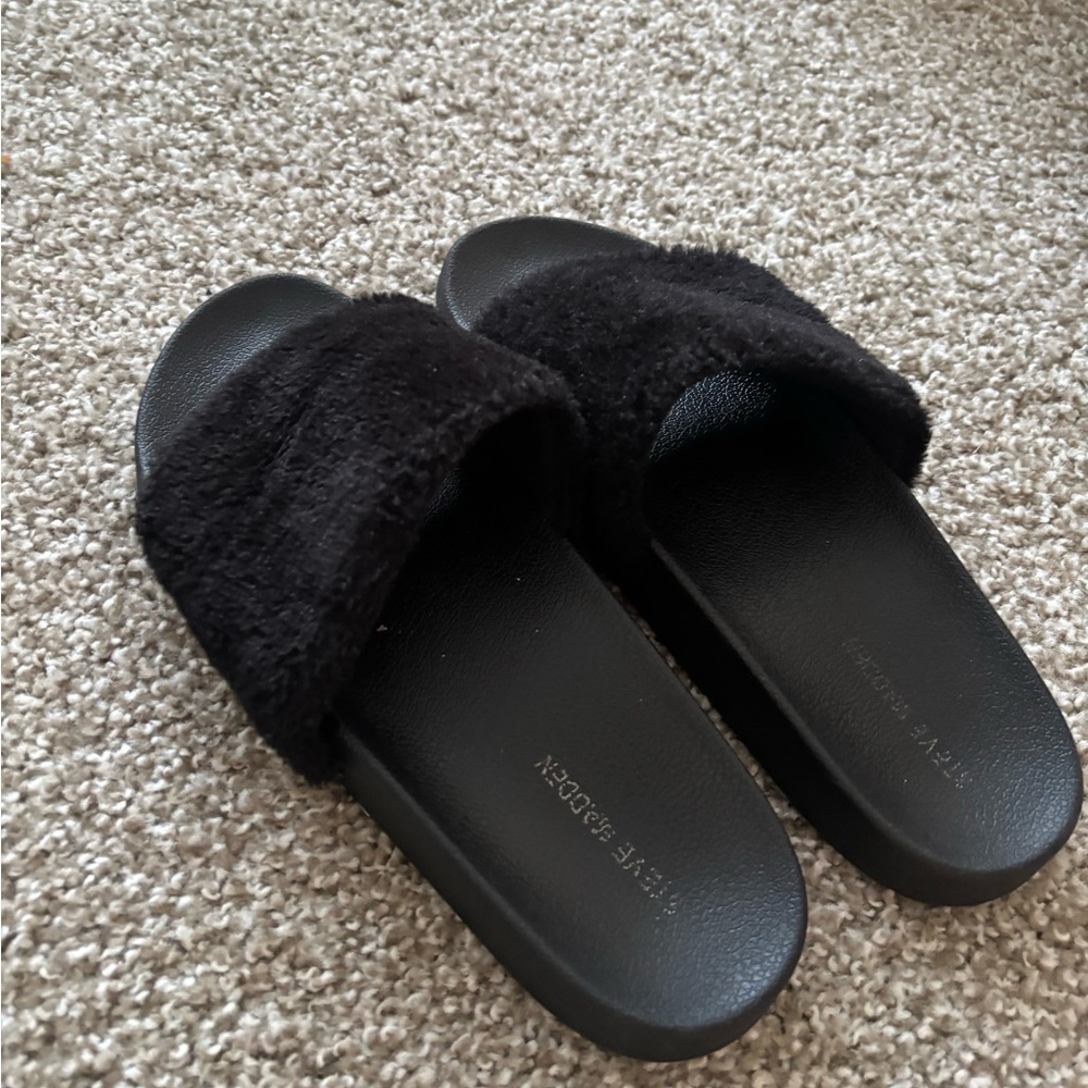 Steve Madden Black Plush Slide Slippers